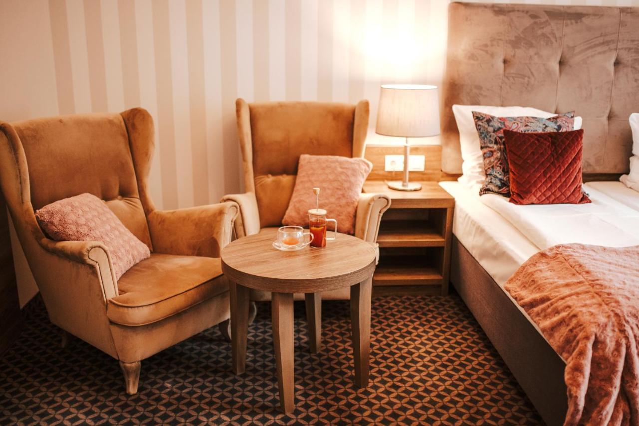 Hotel Debowy Biowellness & Spa Gory Sowie Bielawa  Esterno foto