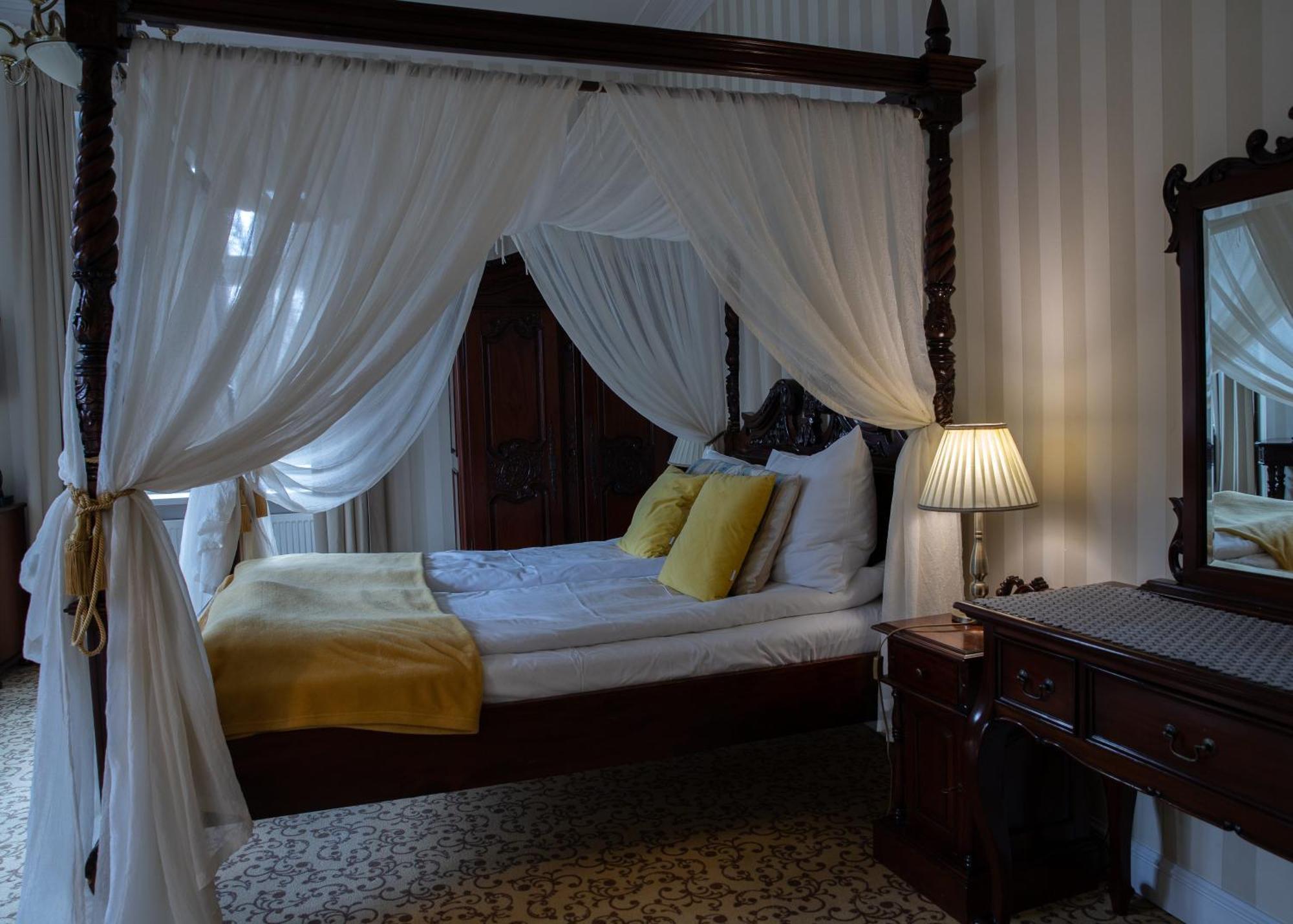 Hotel Debowy Biowellness & Spa Gory Sowie Bielawa  Esterno foto